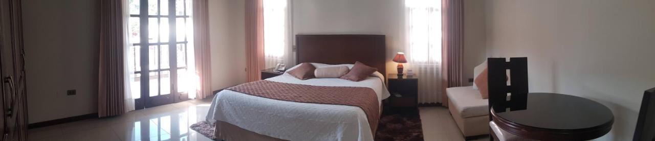 Hotel Boutique Casamagna Cochabamba Extérieur photo
